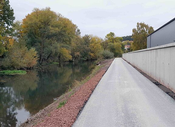 Radweg an der Hörsel An der Hörsel entsteht im Stadtgebiet von Eisenach ein neuer Radweg